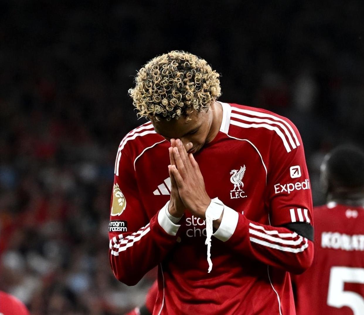 萨拉赫回归赛场，问鼎冠军首场状态亮眼，日本队观众沸腾！的简单介绍