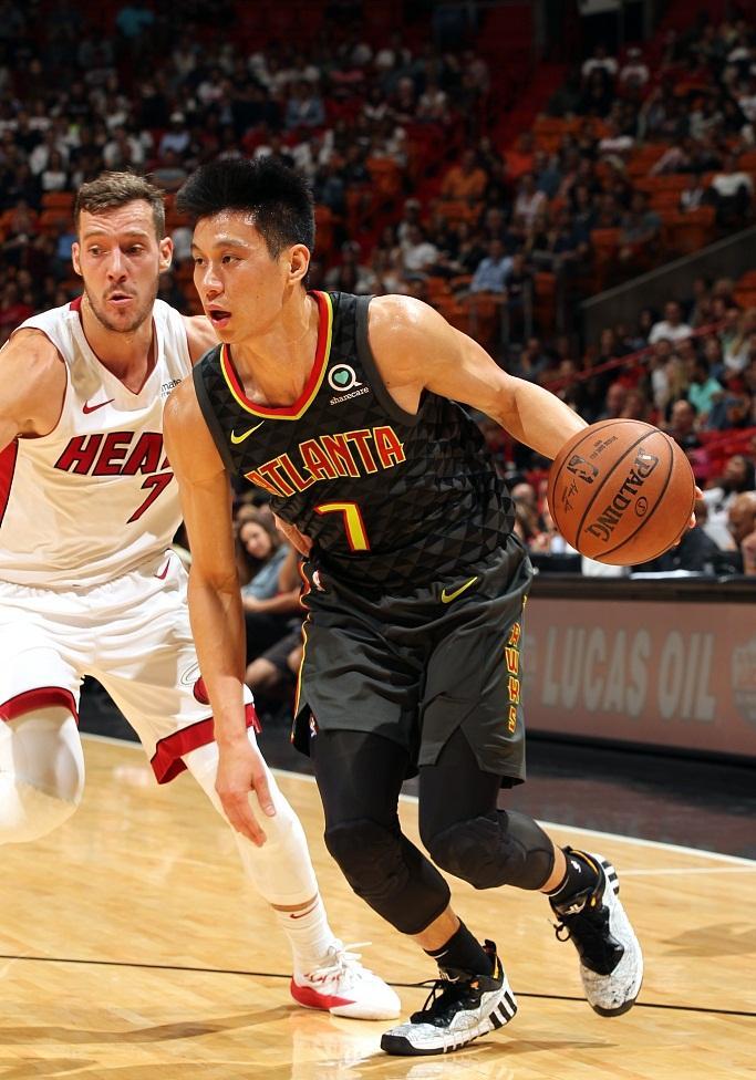 阿扎伦卡关键节点关键助攻，TL带队取胜！的简单介绍